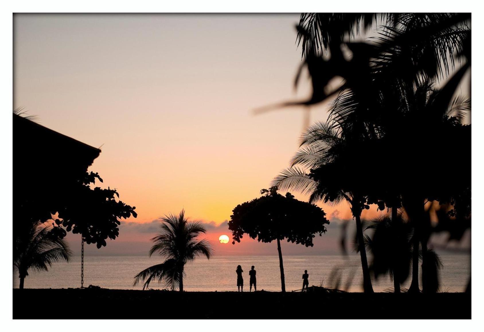Agua Dulce On The Beach ปัวร์โตคิมาเนซ ภายนอก รูปภาพ